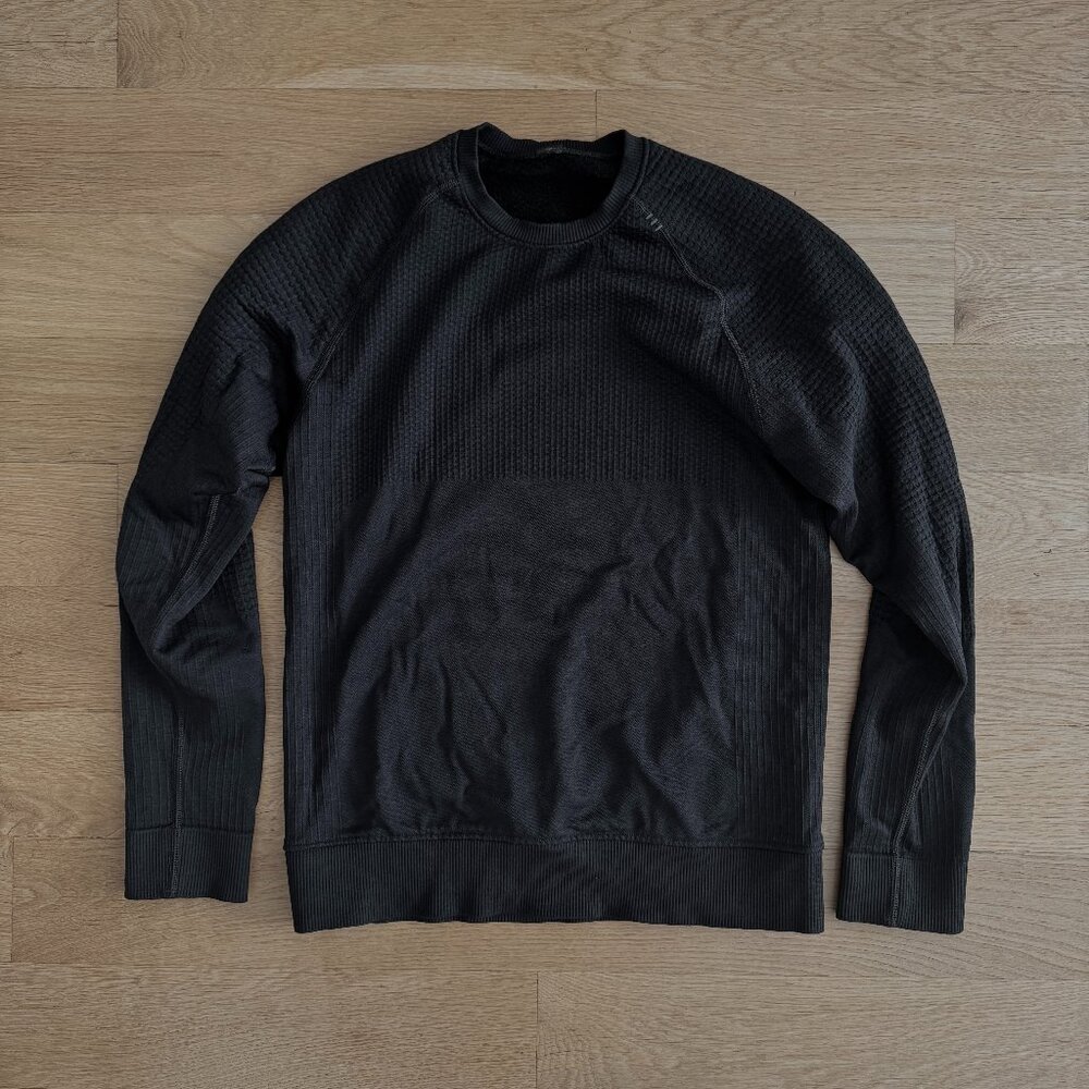 lululemon long-sleeve crew